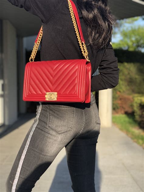 chanel boy bag red outfit